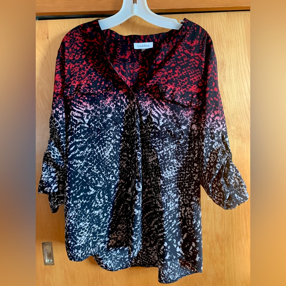 Calvin Klein Patterned Blouse
